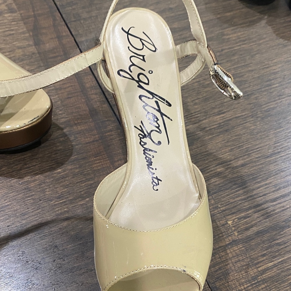 Brighton Fashionista Women's Beige Heels